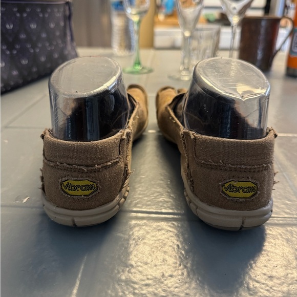 Sold - Picture 6 of 7